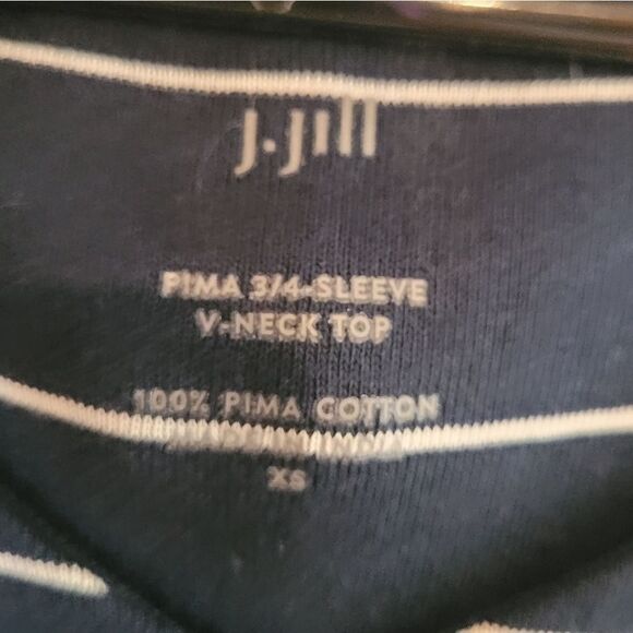 J. Jill Women's V-Neck Blouse Shirt Top, Size XS - Picture 4 of 4